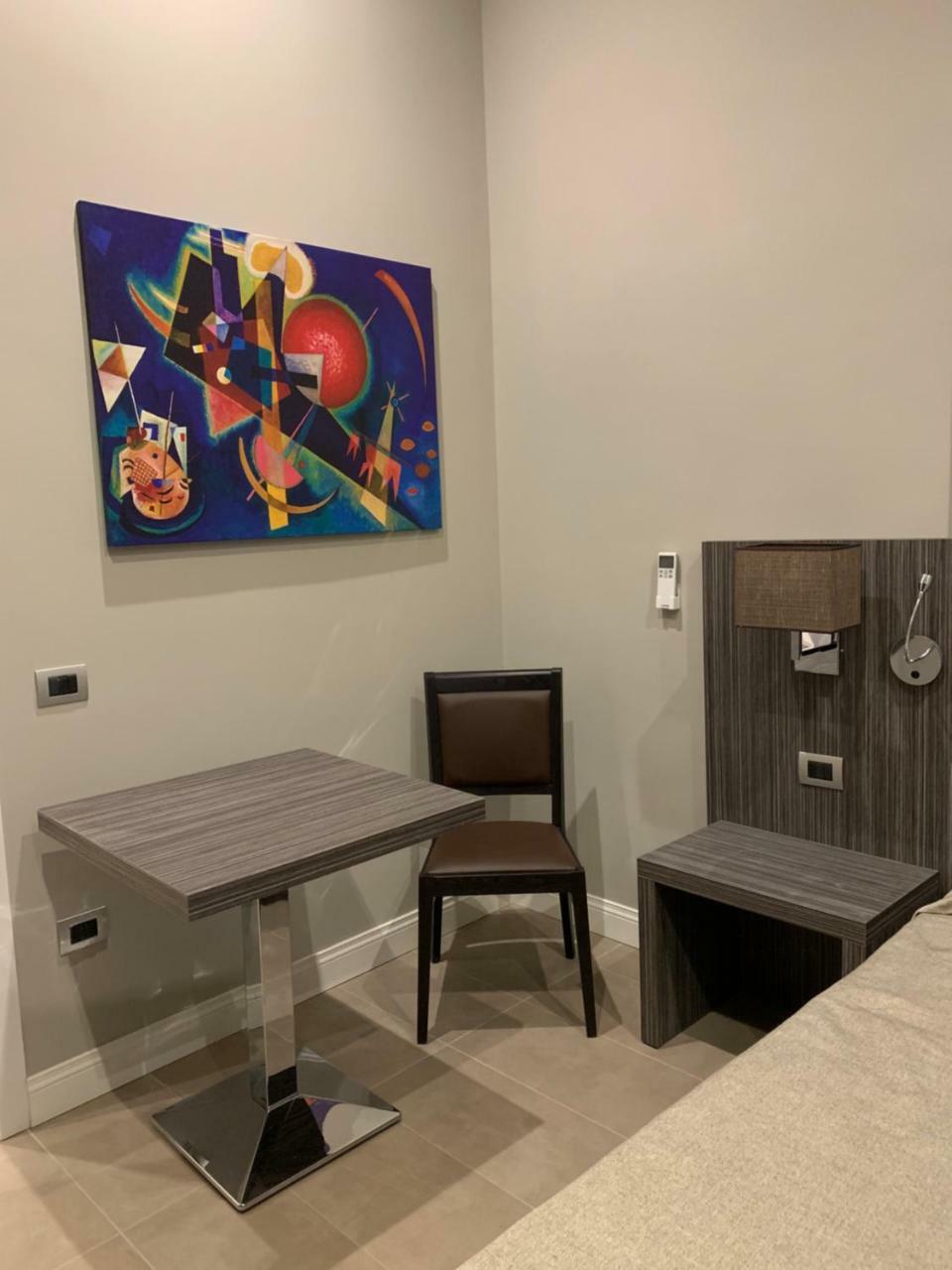 Hotel Ausonia Neapol Zewnętrze zdjęcie